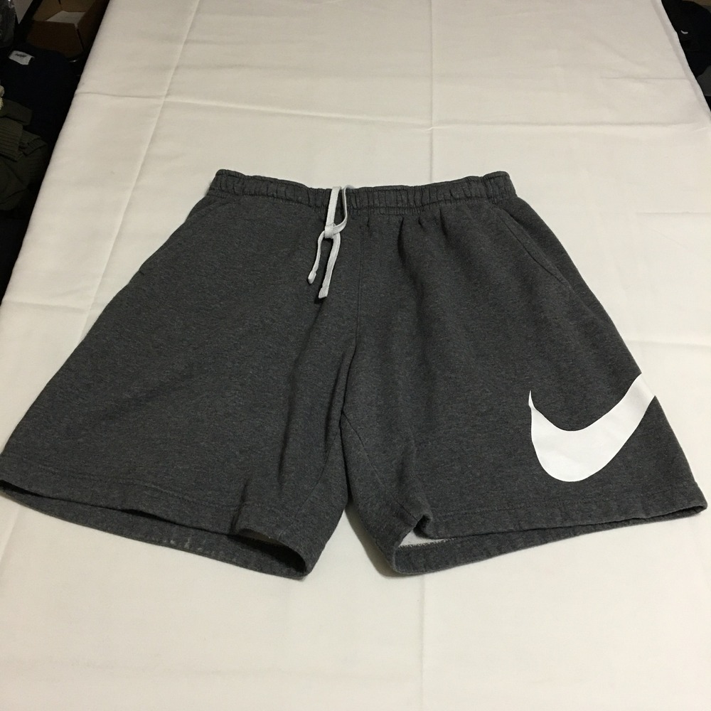 Nike Sportswear Club Shorts Mens Large Gray Big Swoosh Fleece Sweat